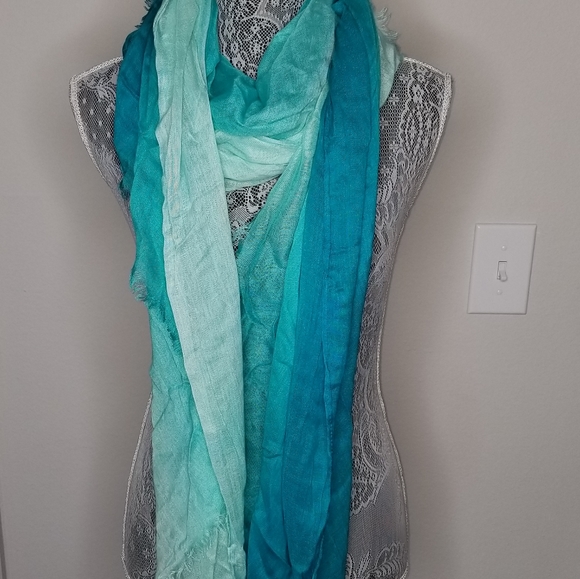 3 colorful scarves/ wraps - Picture 3 of 4